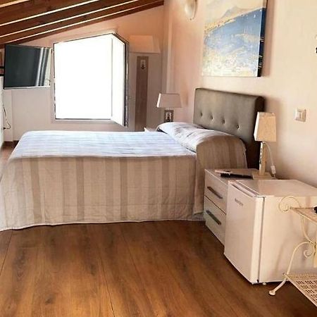 Emma'S House Apartment Соренто Екстериор снимка